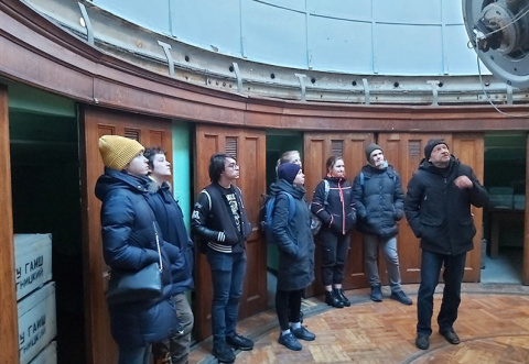 Моделирование магнитных полей космических объектов Моделирование магнитных полей космических объектов